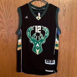 Milwaukee Bucks jersey
